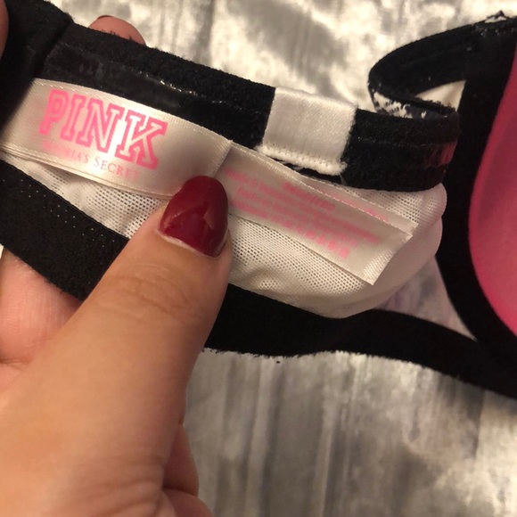 Victoria Secret Pink push up bra - Picture 2 of 2